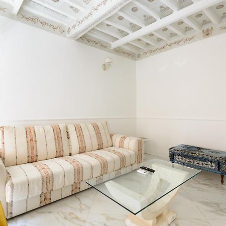 Domus Nannini Spa - L' Arco Di Matteotti Siena Exterior foto