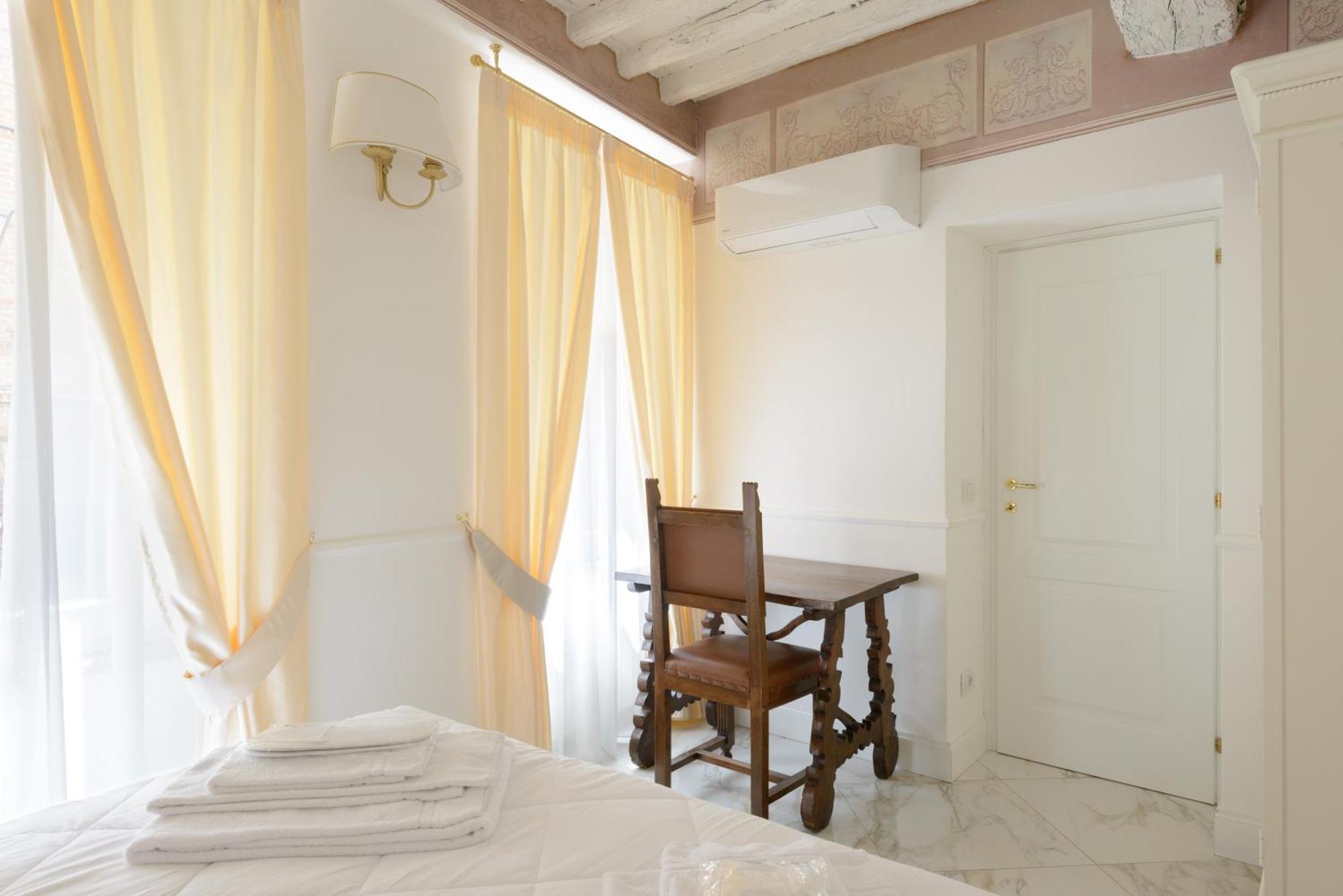 Domus Nannini Spa - L' Arco Di Matteotti Siena Exterior foto